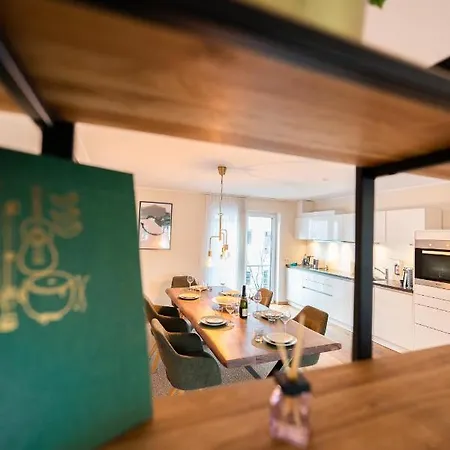 Apartmán -zentrale Wohnung-balkon-desingerkueche- *